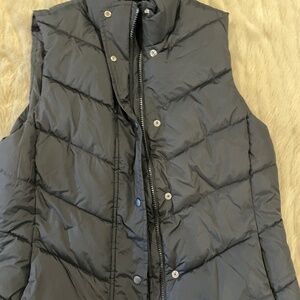 Gap Puffer Vest Size M